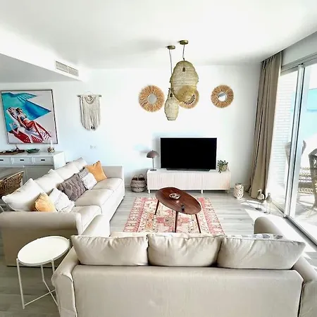 Stunning Three Bedroom Townhouse With Great Views! * Estepona