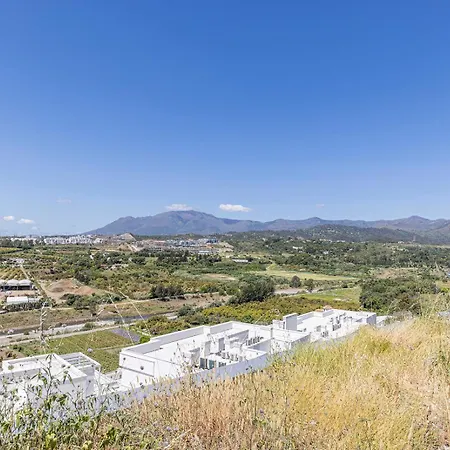 Apartman Stunning Three Bedroom Townhouse With Great Views! *