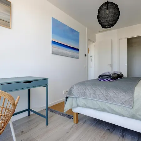 Stunning Three Bedroom Townhouse With Great Views!