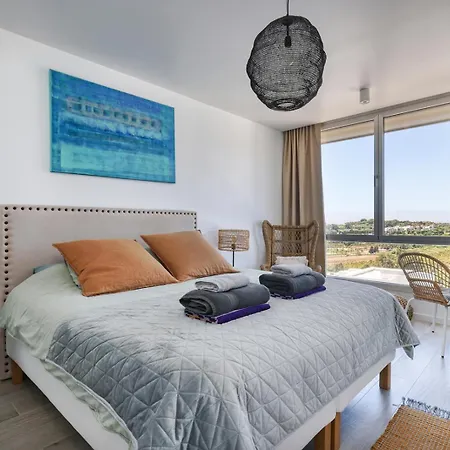 Stunning Three Bedroom Townhouse With Great Views! Apartman *