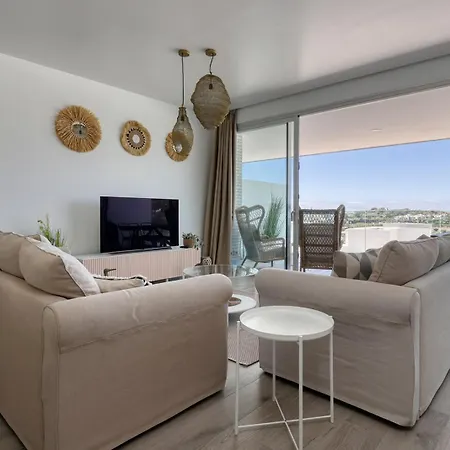 Stunning Three Bedroom Townhouse With Great Views!