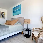 Stunning Three Bedroom Townhouse With Great Views! *