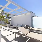 Stunning Three Bedroom Townhouse With Great Views! Apartmán Estepona