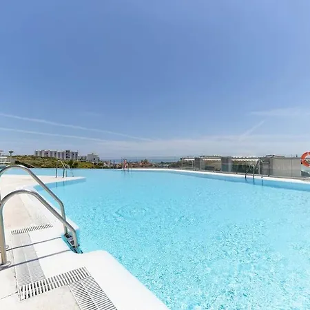 Stunning Three Bedroom Townhouse With Great Views! Apartment