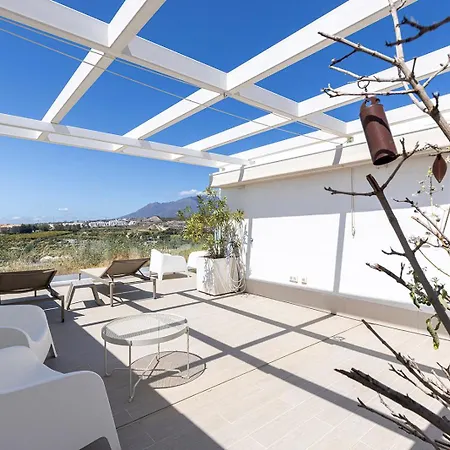 Stunning Three Bedroom Townhouse With Great Views! Apartment Estepona