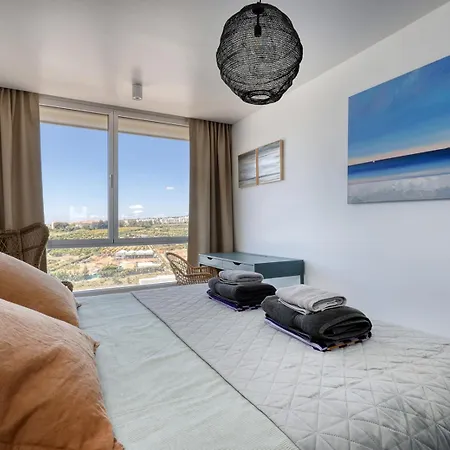 Apartment Stunning Three Bedroom Townhouse With Great Views! Estepona