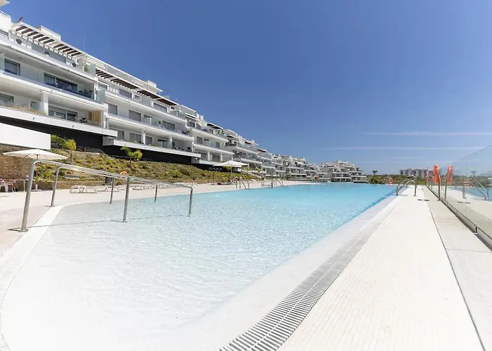 Lejlighed Stunning Three Bedroom Townhouse With Great Views!