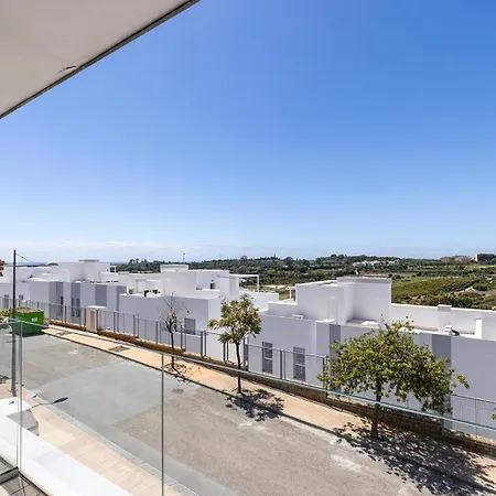 Stunning Three Bedroom Townhouse With Great Views! Estepona