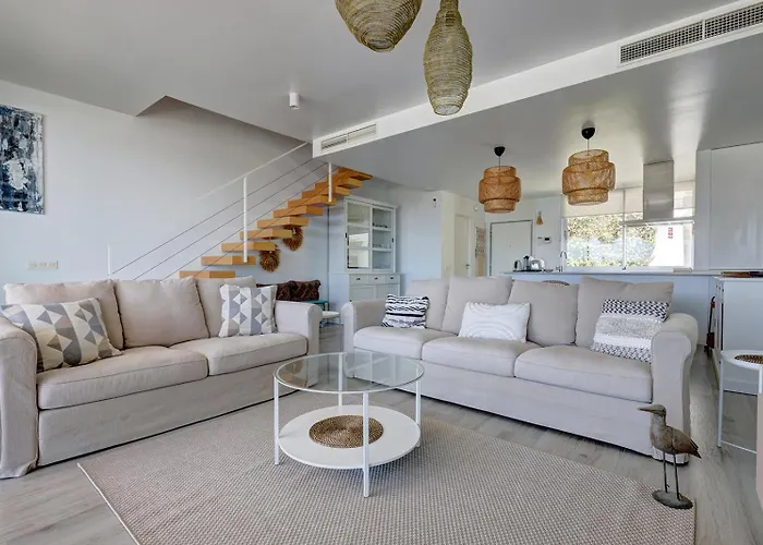 Stunning Three Bedroom Townhouse With Great Views! Estepona