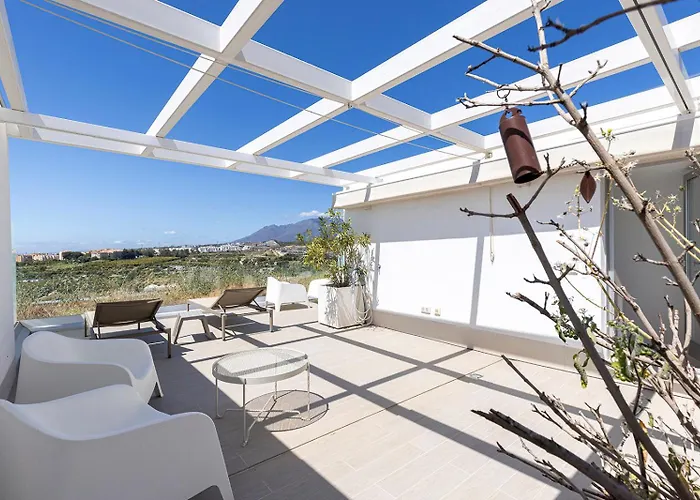 Stunning Three Bedroom Townhouse With Great Views! * Estepona